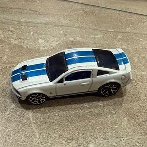 Hotwheels Shelby GT 500 dye cast toy car